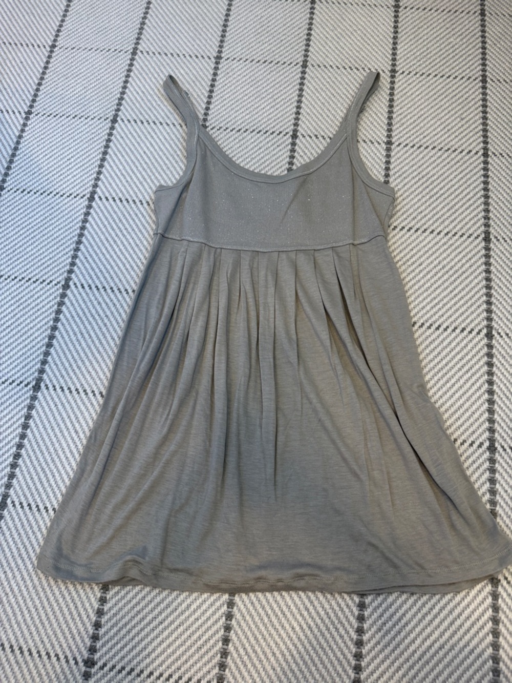 Express Lightweight Grey Tank top- Casual Swing Style with sparkly accent
